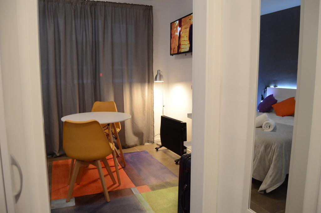 Tarragona Suites Marquesa Экстерьер фото